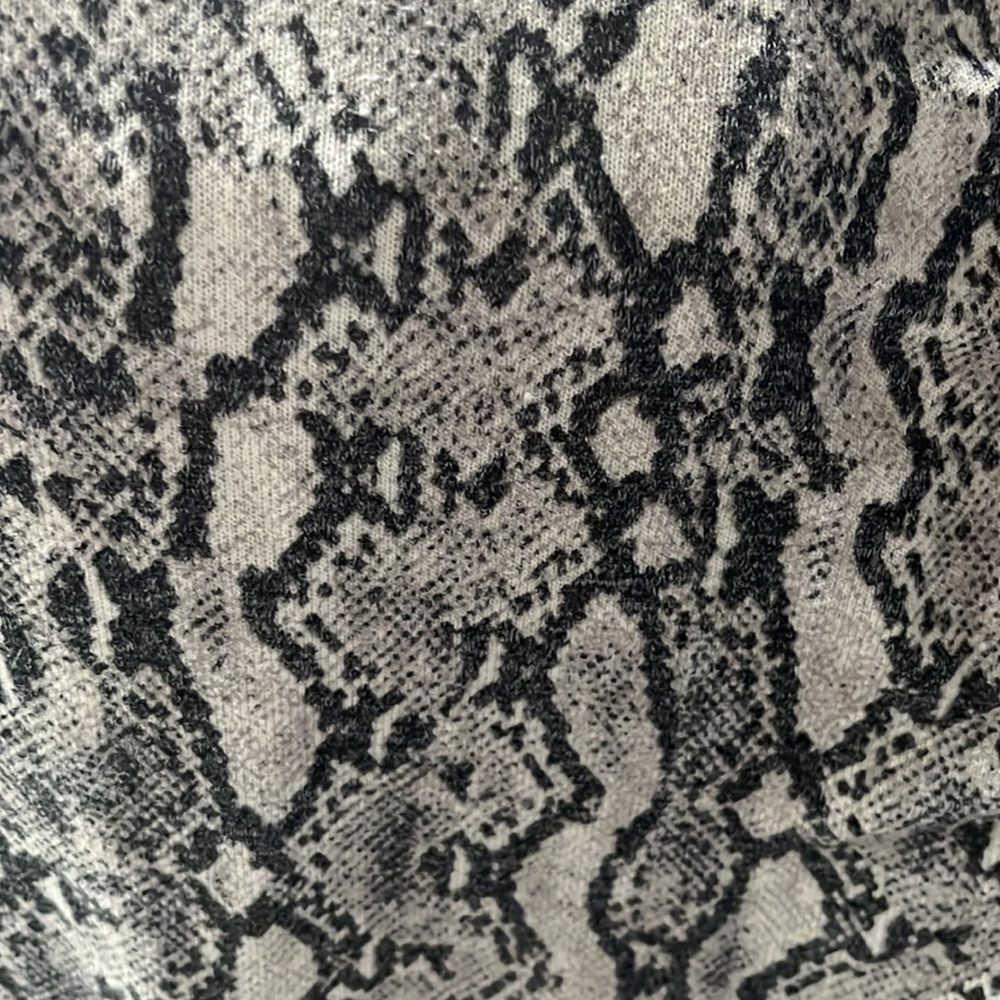 Zara Animal Print Sweater - Picture 3 of 3